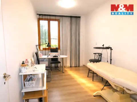 Pronájem obchodního prostoru, Ostrava - Mariánské Hory, 28. října, 50 m2