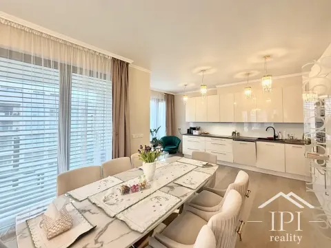 Pronájem bytu 4+kk, Praha - Karlín, U Mlýnského kanálu, 120 m2