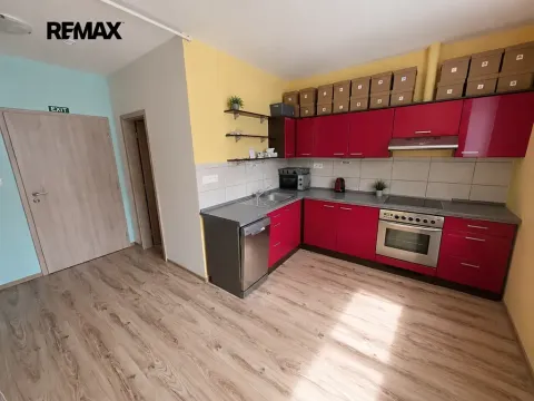 Pronájem bytu 2+1, Slavkov u Brna, 53 m2