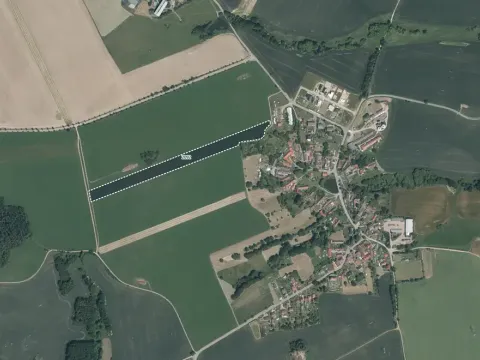 Prodej pole, Veliš, 27408 m2
