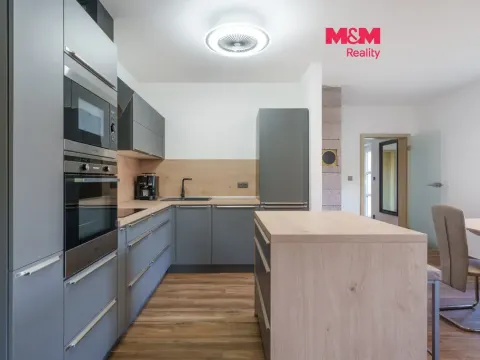 Prodej rodinného domu, Andělská Hora, 141 m2