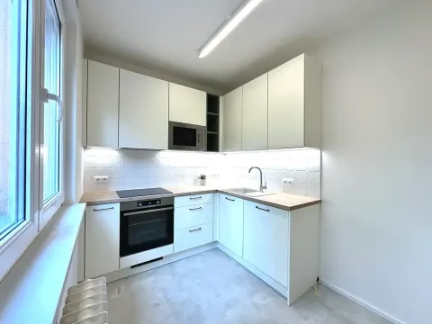 Pronájem bytu 3+1, Praha - Vokovice, Jemenská, 71 m2