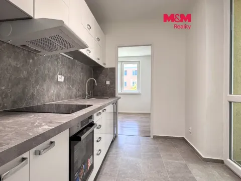 Pronájem bytu 3+1, Ústí nad Labem - Ústí nad Labem-centrum, Velká Hradební, 53 m2
