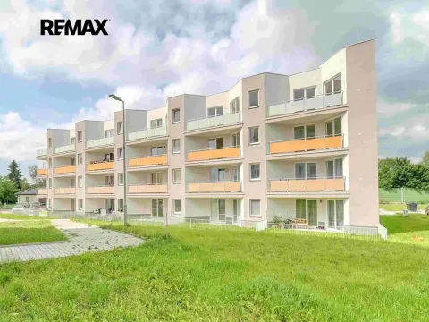 Pronájem bytu 2+kk, Velký Osek, U hřiště, 60 m2