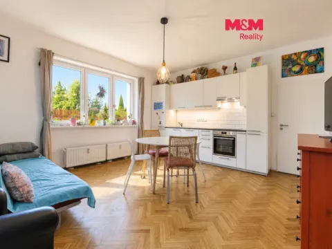 Prodej bytu 3+kk, Karlovy Vary - Drahovice, Mánesova, 68 m2