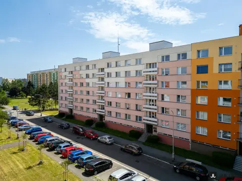 Pronájem bytu 1+1, Hradec Králové - Moravské Předměstí, Šantrochova, 35 m2