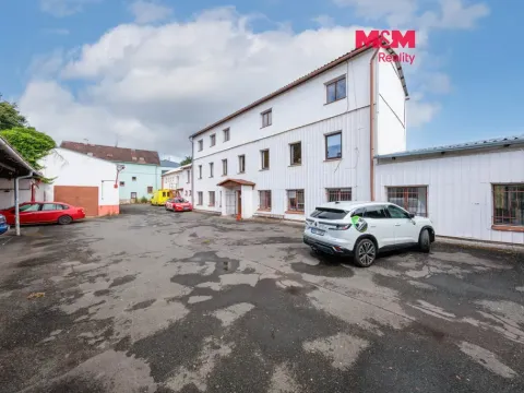 Prodej výrobních prostor, Karlovy Vary - Stará Role, Nádražní, 900 m2