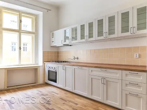 Pronájem bytu 3+1, Praha - Nové Město, Na hrádku, 101 m2