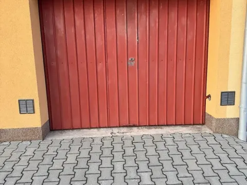 Pronájem garáže, Častolovice, 22 m2