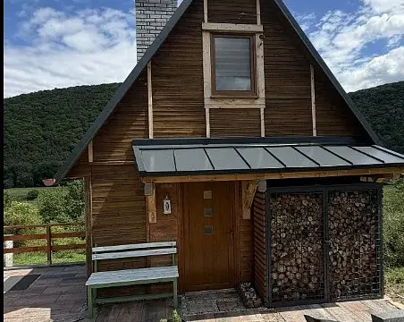 Pronájem chaty, Hlince, 45 m2