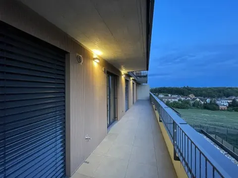 Pronájem bytu 3+kk, Praha - Řeporyje, Haenkeho, 80 m2