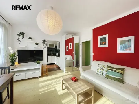 Prodej bytu 2+1, Praha - Hlubočepy, Lohniského, 45 m2