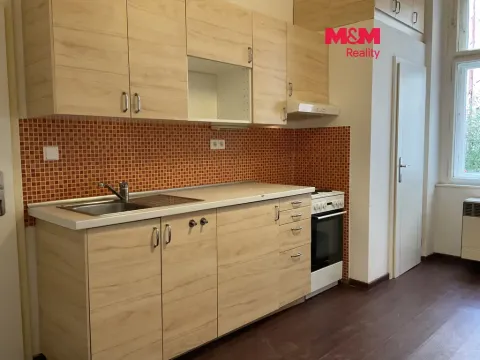 Pronájem bytu 2+kk, Praha - Vinohrady, Vozová, 47 m2