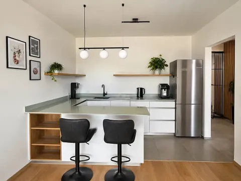 Pronájem bytu 2+kk, Praha - Nusle, Kloboučnická, 48 m2