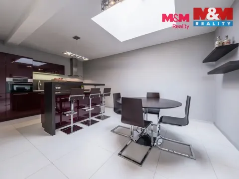 Prodej bytu 2+kk, Horoměřice, T. G. Masaryka, 95 m2