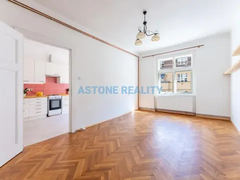 Prodej bytu 3+1, Praha - Vinohrady, Čáslavská, 85 m2