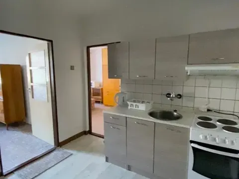 Pronájem bytu 2+kk, Plzeň, U Bachmače, 40 m2