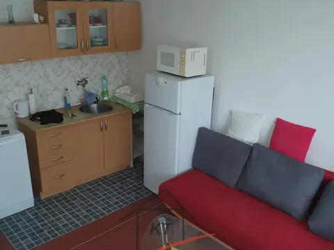 Pronájem bytu 1+kk, Ústí nad Labem, Hoření, 28 m2