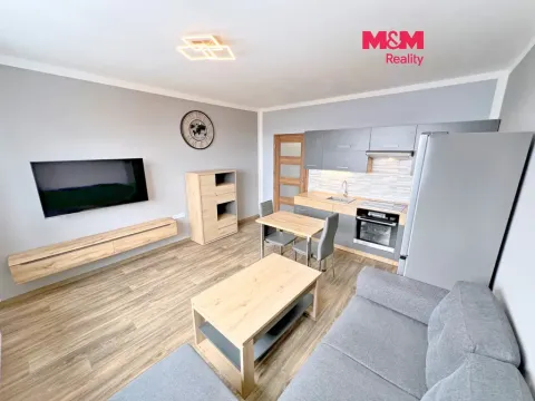 Pronájem bytu 1+1, Česká Lípa, Hradecká, 40 m2
