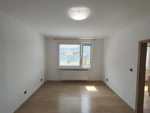 Pronájem bytu 1+1, Semily, Jizerská, 35 m2