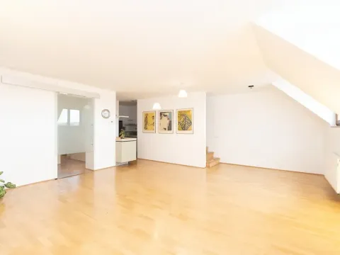 Pronájem bytu 2+kk, Praha - Nusle, Pod vilami, 100 m2