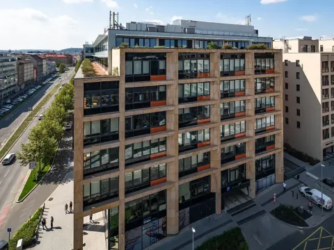 Pronájem kanceláře, Praha - Karlín, Rohanské nábřeží, 877 m2