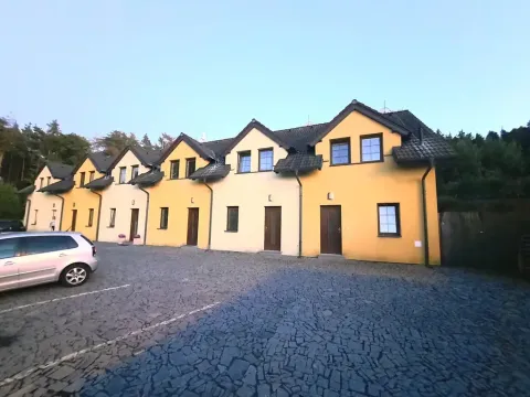 Pronájem rodinného domu, Milín, Zahradní, 78 m2
