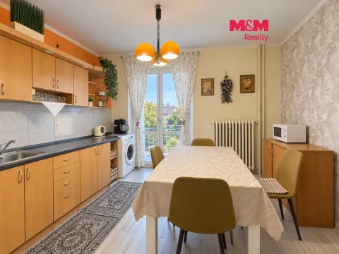 Prodej bytu 2+1, Most, tř. Budovatelů, 57 m2
