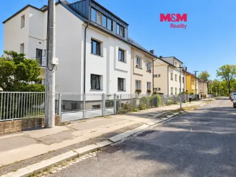 Pronájem bytu 3+1, Pardubice - Bílé Předměstí, Ke Tvrzi, 70 m2