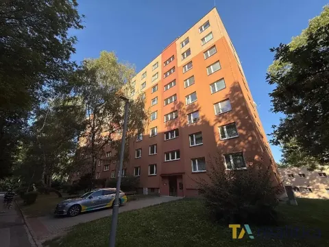 Prodej bytu 3+1, Orlová, Lesní, 75 m2