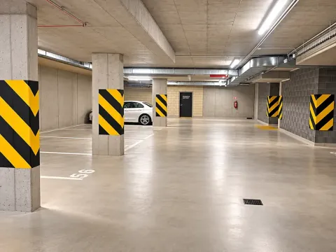 Prodej garážového stání, Praha - Černý Most, Arnošta Valenty, 12 m2