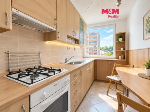 Prodej bytu 3+1, Náchod - Staré Město nad Metují, Bílkova, 55 m2