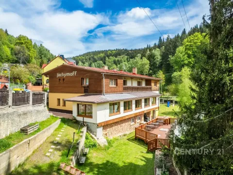 Prodej ubytování, Jáchymov, Fibichova, 578 m2