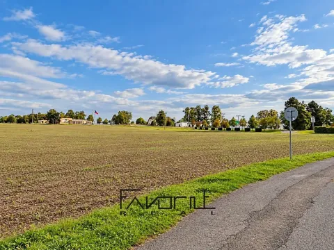Prodej pozemku pro bydlení, Hrabyně, 1100 m2