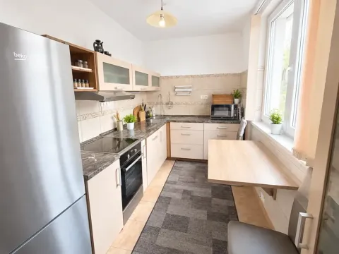 Pronájem bytu 2+1, Humpolec, Kamarytova, 59 m2