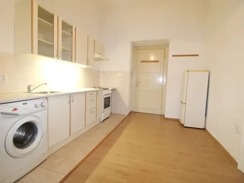 Pronájem bytu 1+1, Praha - Vinohrady, Mánesova, 40 m2