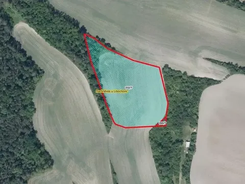 Prodej pole, Martiněves, 10107 m2