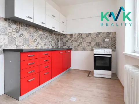 Pronájem bytu 1+1, Karlovy Vary, Šumavská, 45 m2