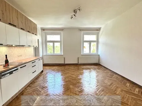 Pronájem bytu 2+kk, Praha - Žižkov, 79 m2