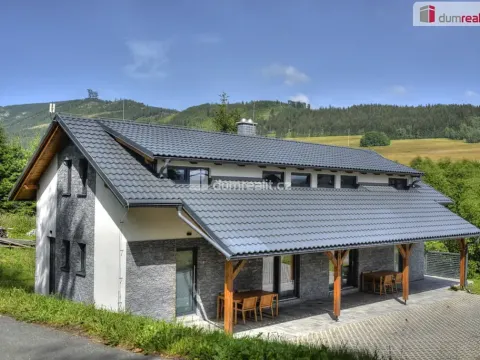 Prodej rodinného domu, Dolní Morava, 184 m2