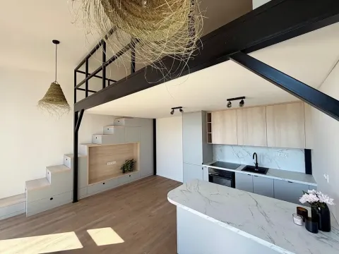 Prodej bytu 1+1, Praha, Holečkova, 40 m2