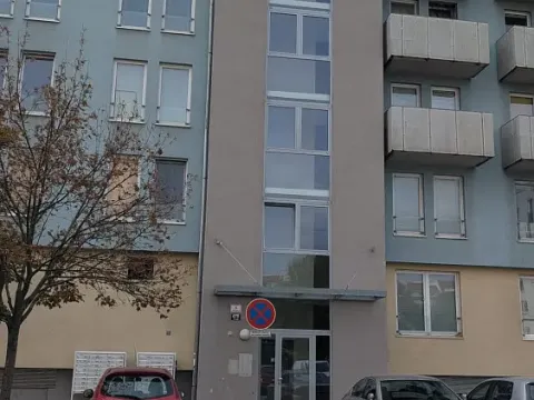 Pronájem bytu 2+kk, Brno, Zderadova, 50 m2