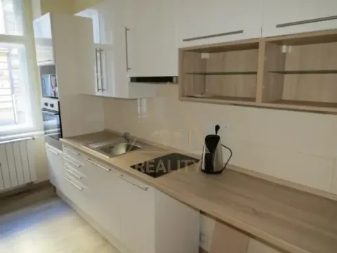 Pronájem bytu 1+1, Praha - Holešovice, Heřmanova, 36 m2