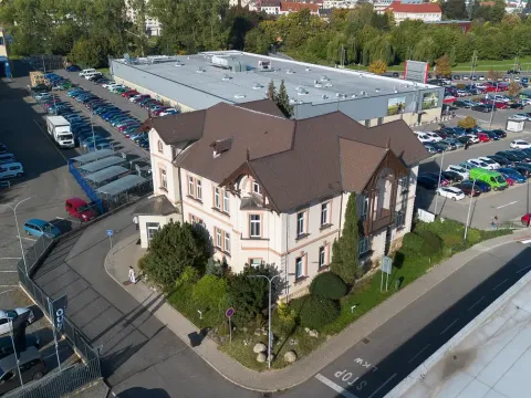 Pronájem kanceláře, Jičín, 17. listopadu, 688 m2