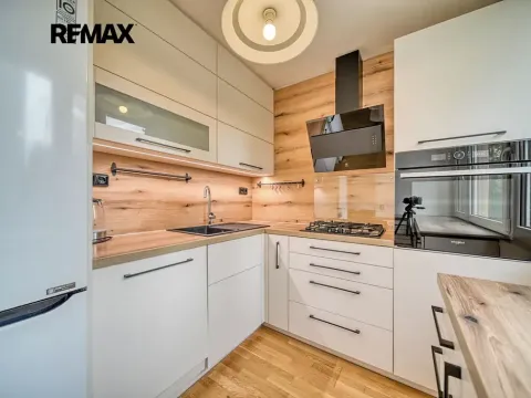 Pronájem bytu 3+kk, Kolín, Na Magistrále, 77 m2