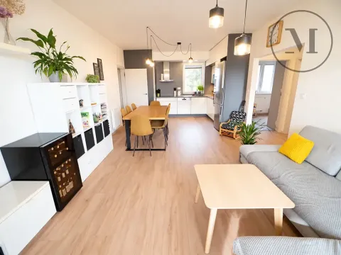 Prodej bytu 3+kk, Borek, Dlouhá, 68 m2