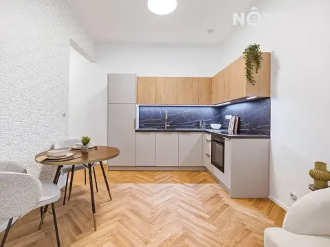 Prodej bytu 2+kk, Praha - Vysočany, Pod pekárnami, 49 m2
