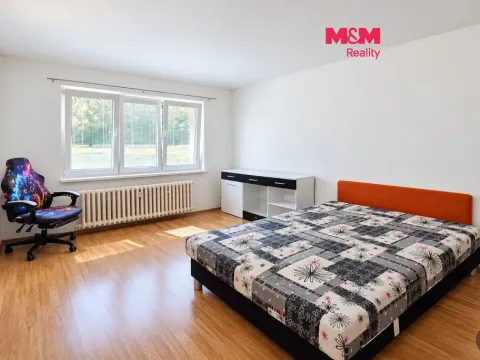 Prodej bytu 3+1, Rotava, Sídliště, 72 m2