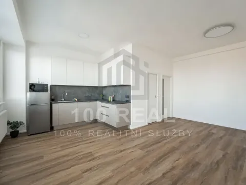 Pronájem bytu 1+kk, Hradec Králové, Průmyslová, 40 m2