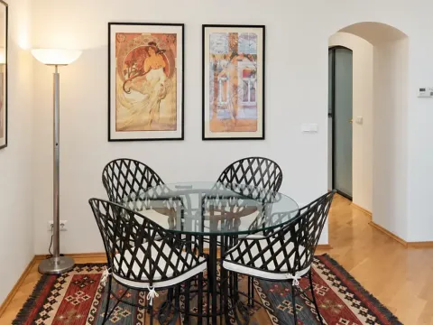 Pronájem bytu 3+1, Praha - Nové Město, 80 m2